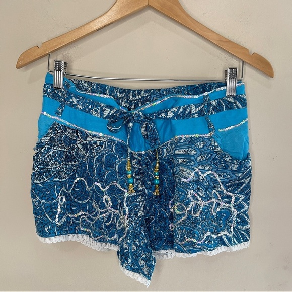 NWOT JUNGLEE BILLEE BOUTIQUE Cotton Boho Shorts with Beaded Ties - Picture 1 of 5